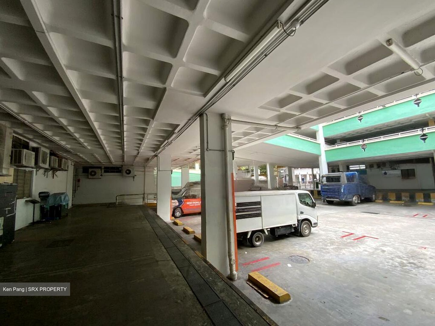 305 WOODLANDS STREET 31 (D25), Retail #483088981